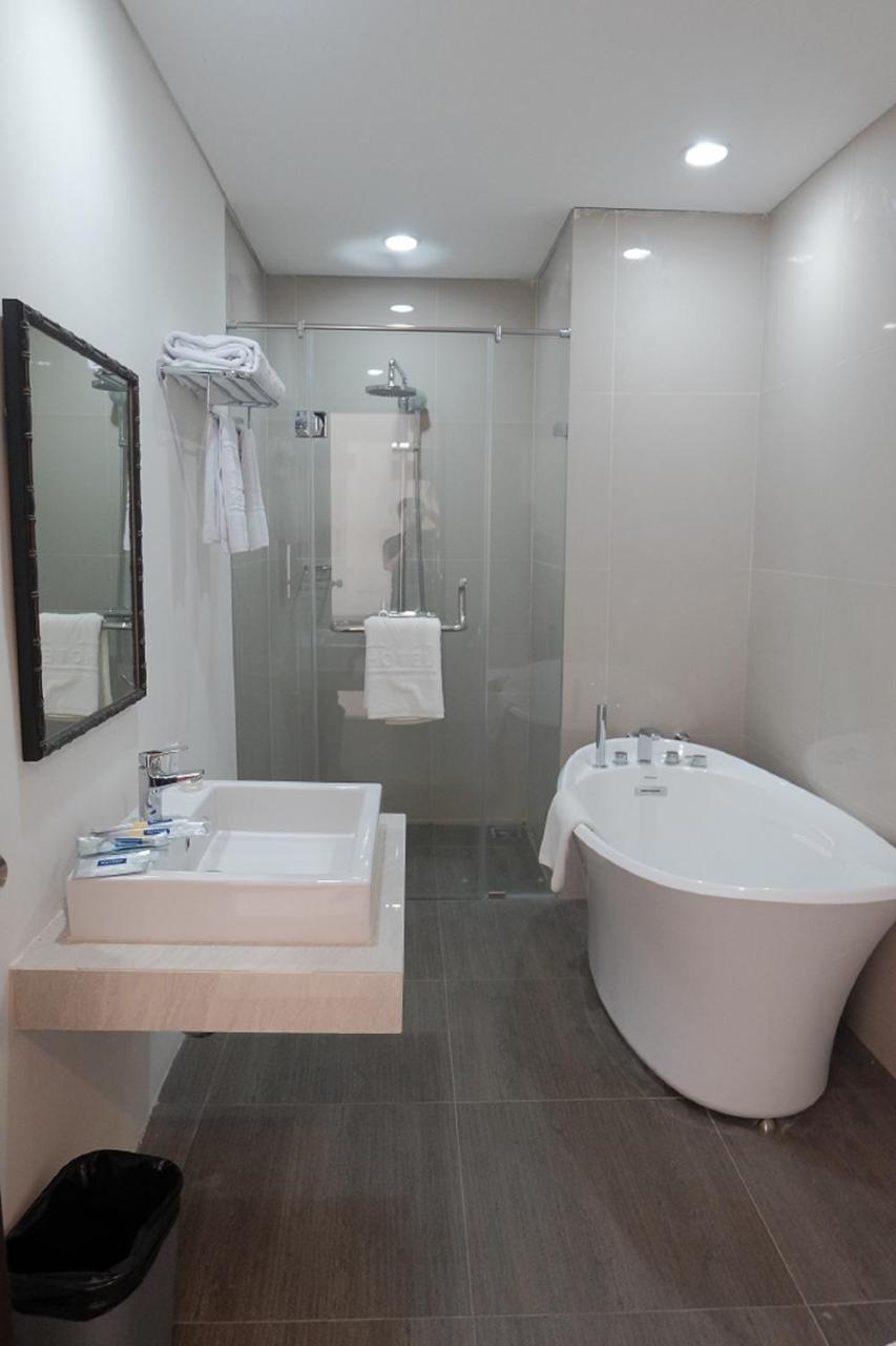 M Hotel Sorong Εξωτερικό φωτογραφία