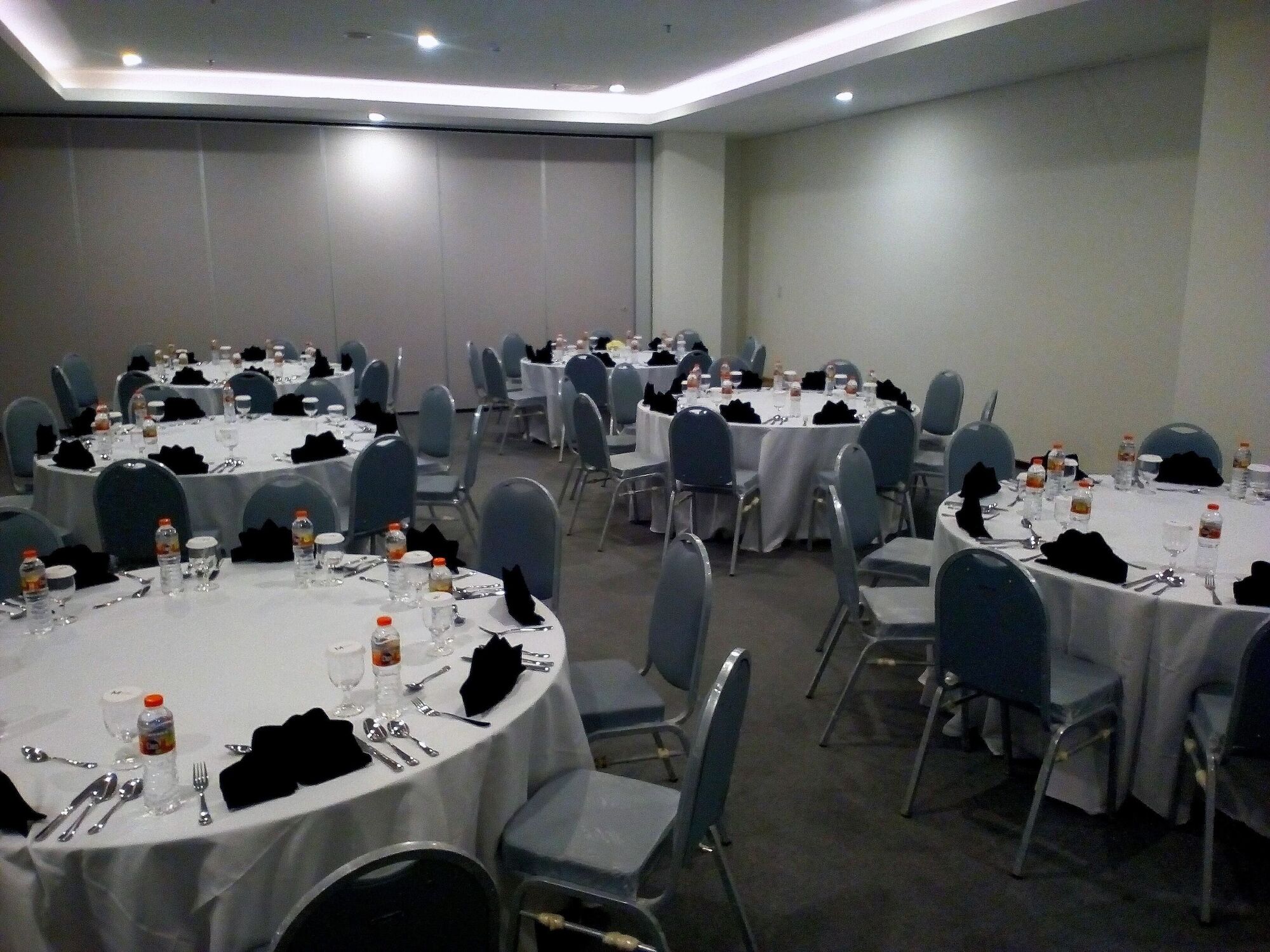 M Hotel Sorong Εξωτερικό φωτογραφία